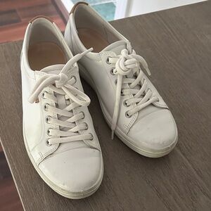 Ecco Women's Cream Sneakers